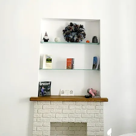 неподалік вокзалу Apartment