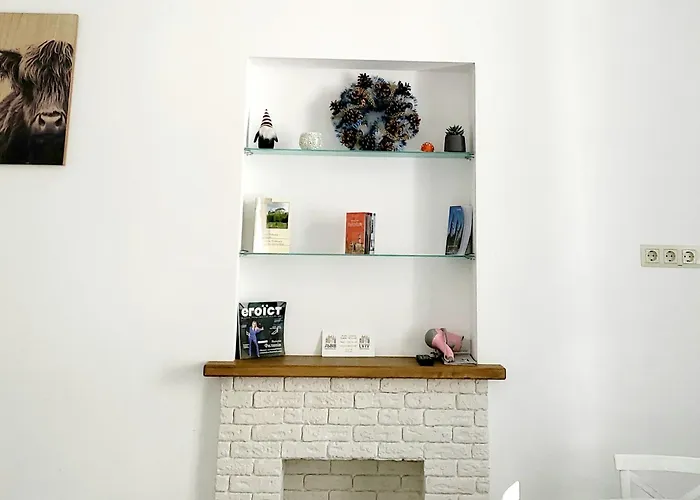 неподалік вокзалу Apartment